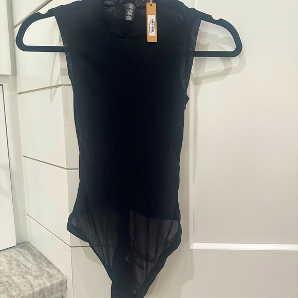 SKIMS Other - (2405) SKIMS NWT Mock Neck Sleeveless Thong Bodysuit in ONYX Sz S